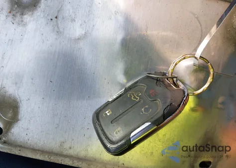 2019 Chevrolet Silverado 1500 Lt from USA, damaged, VIN 3GCUYDED5KG166302